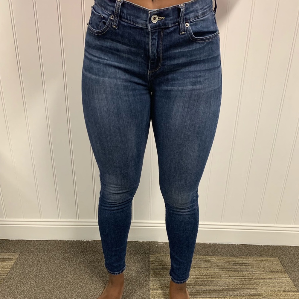 Lucky Brand Jeans. Dark wash